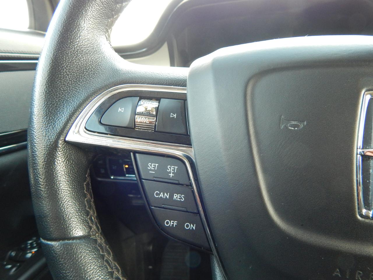 Lincoln Nautilus Standard AWD 2023