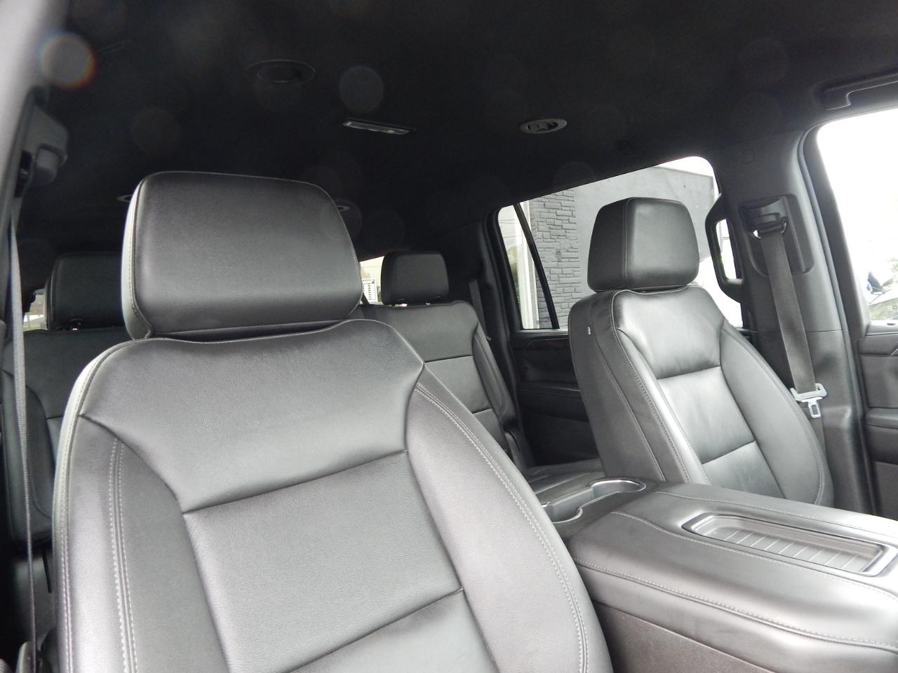Chevrolet Suburban LT 4WD 2023
