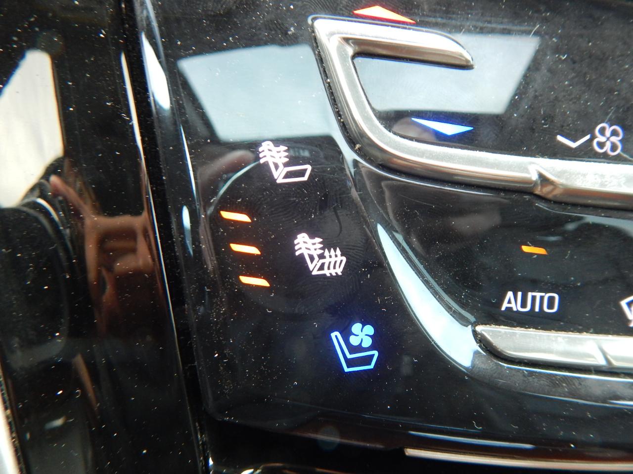 Cadillac Escalade ESV 4WD 4dr Luxury 2020