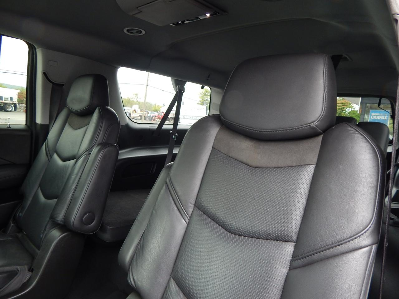Cadillac Escalade ESV 4WD 4dr Luxury 2020