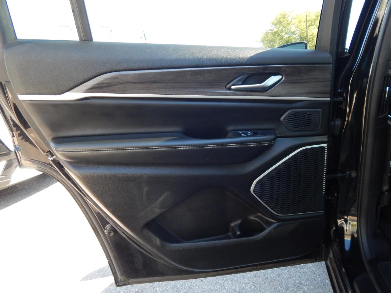 Jeep Grand Cherokee L Limited 4x4 2023