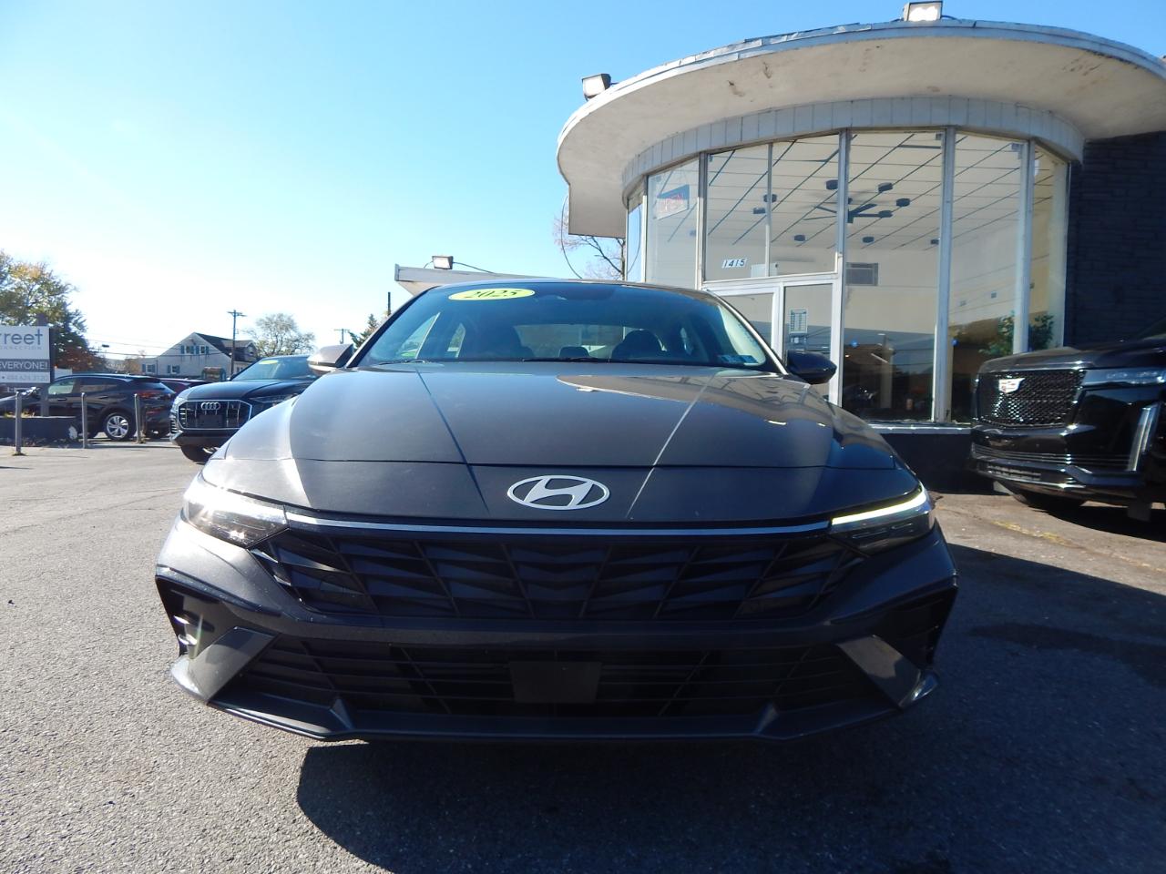 Hyundai Elantra SEL Convenience IVT 2025