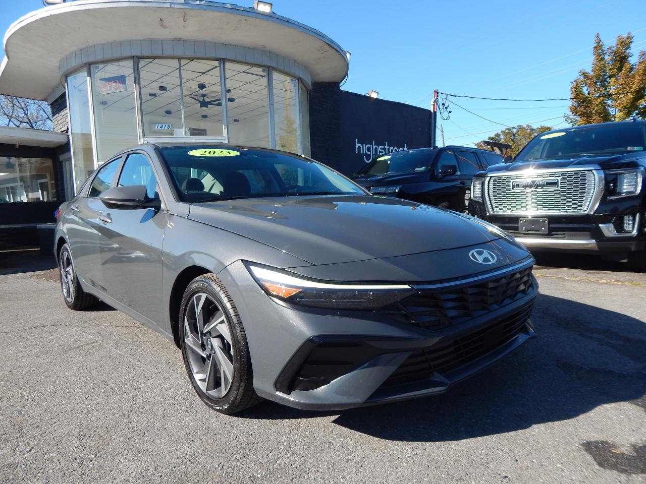 Hyundai Elantra SEL Convenience IVT 2025