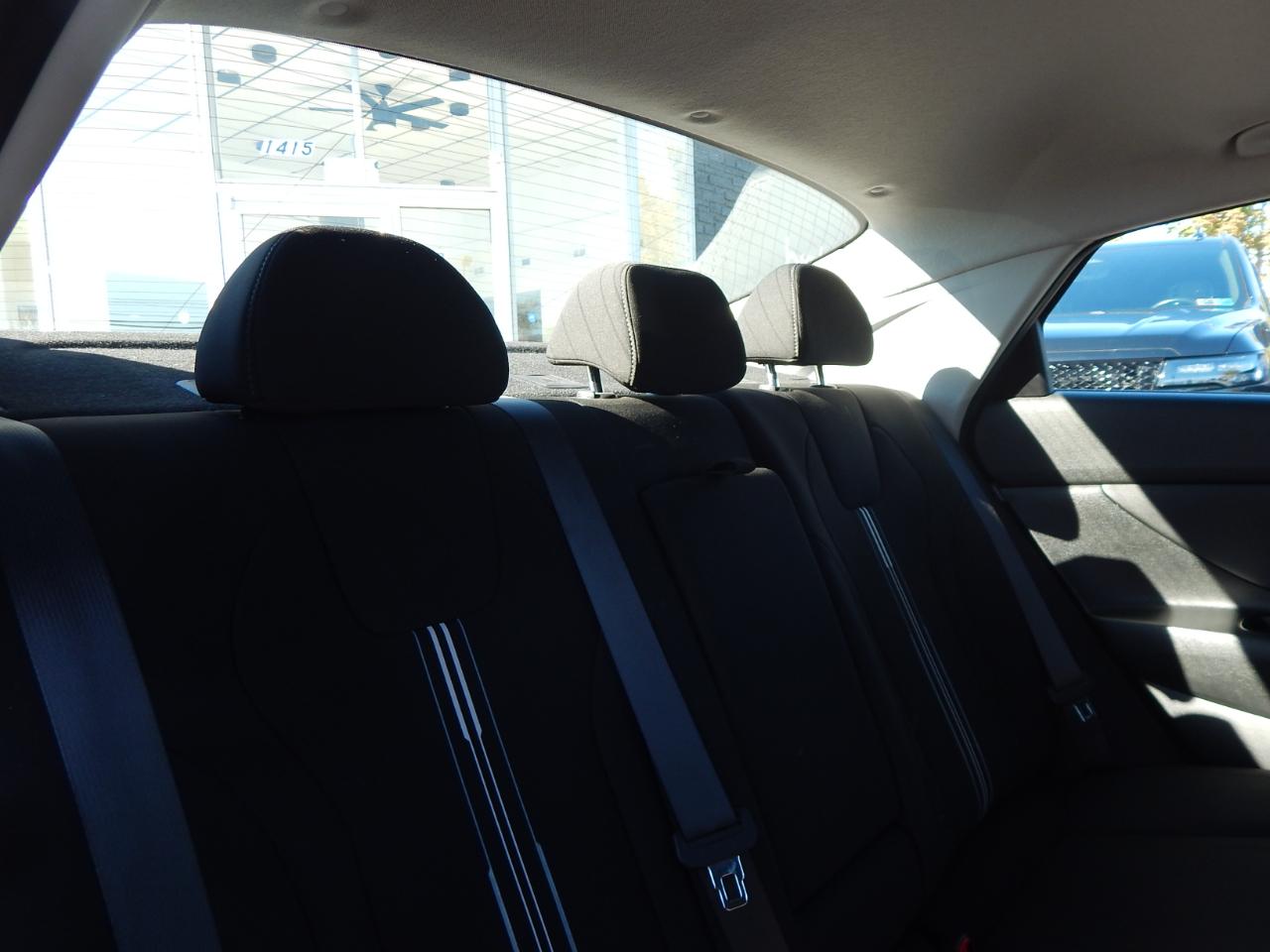 Hyundai Elantra SEL Convenience IVT 2025