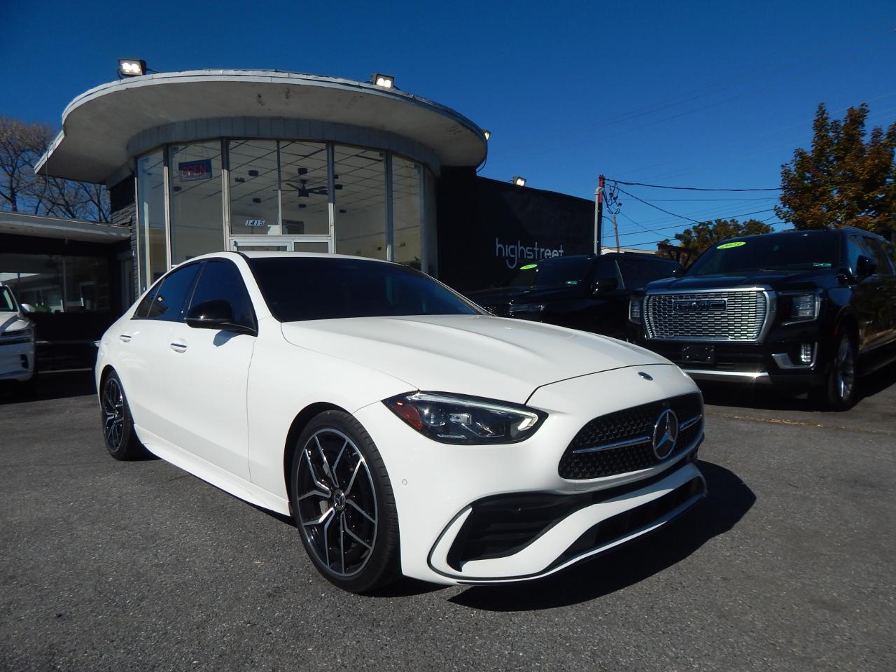 Mercedes-Benz C-Class C300 4D Sedan 2022
