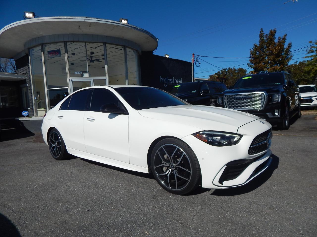Mercedes-Benz C-Class C300 4D Sedan 2022