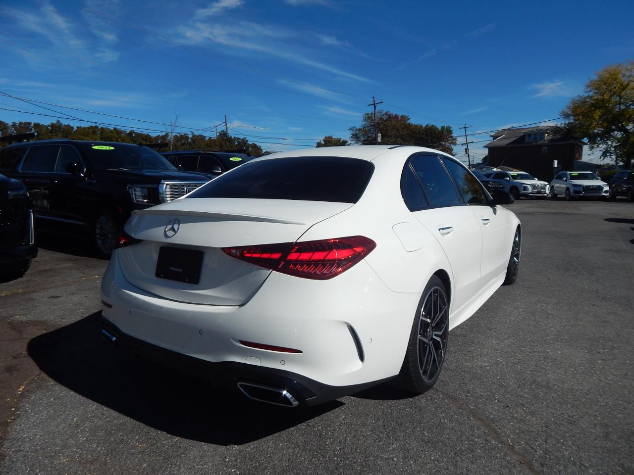Mercedes-Benz C-Class C300 4D Sedan 2022