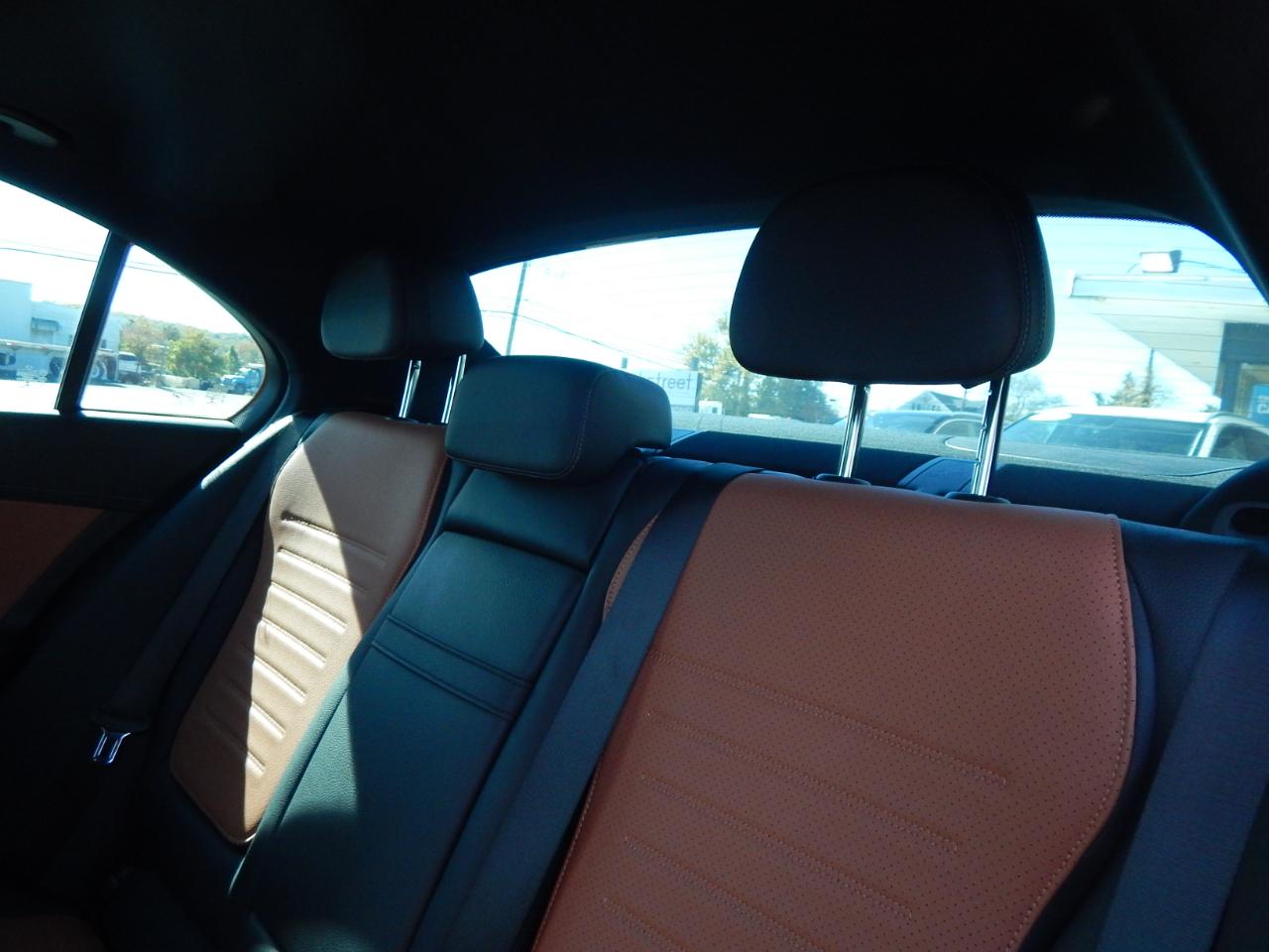 Mercedes-Benz C-Class C300 4D Sedan 2022