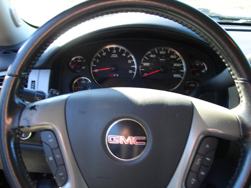 GMC Sierra 1500 SLT Ext. Cab 4WD 2011 GMC Sierra 1500 SLT Ext. Cab 4WD 2011