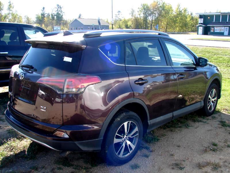 Toyota RAV4 XLE AWD 2018