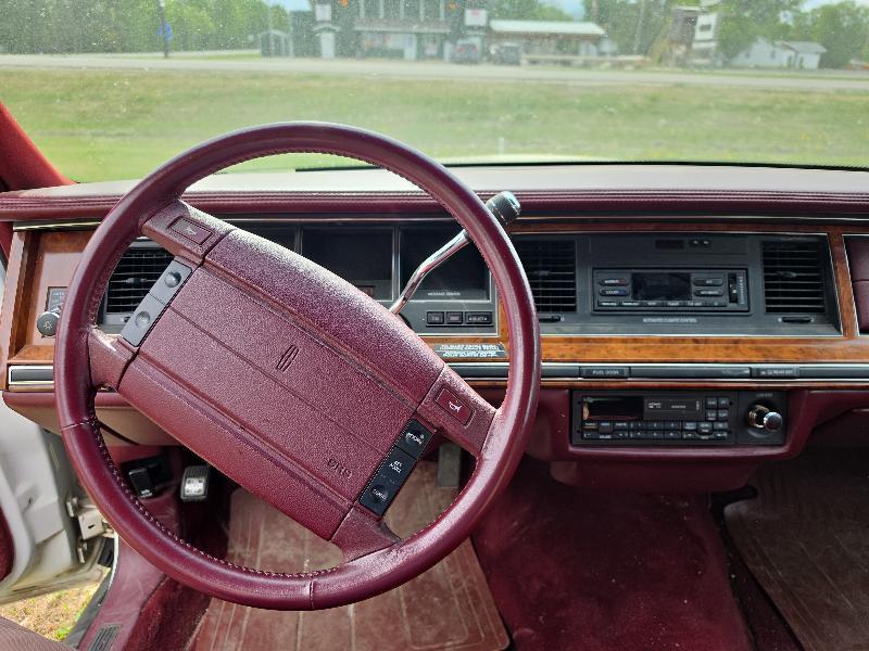 Lincoln Town Car Executive 1994