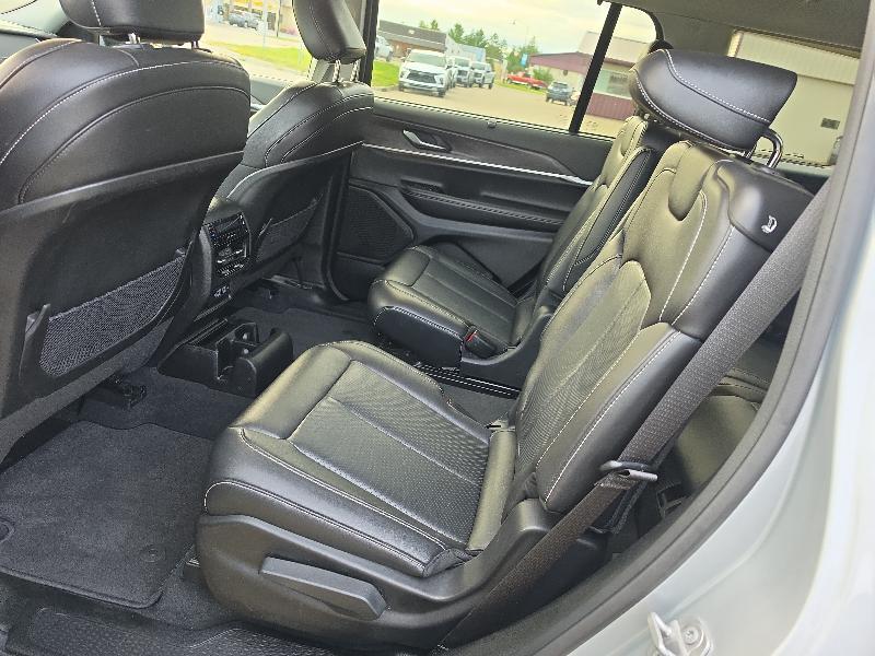 Jeep Grand Cherokee L Limited 4WD 2023