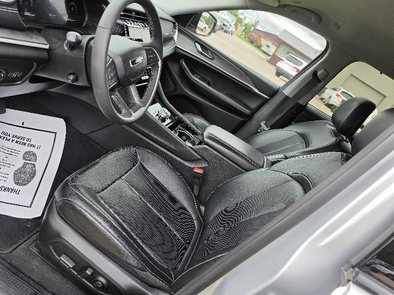 Jeep Grand Cherokee L Limited 4WD 2023