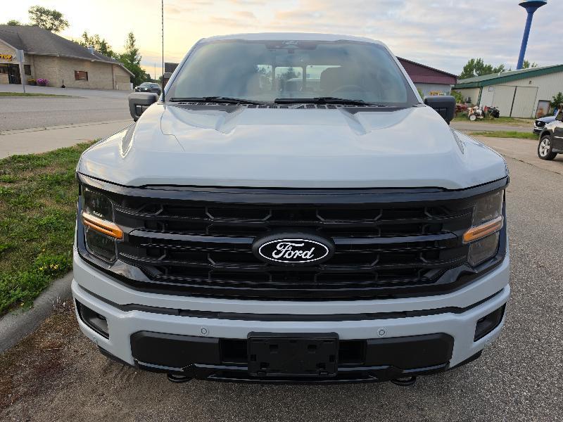Ford F-150 4WD SuperCrew 145" XLT 2024