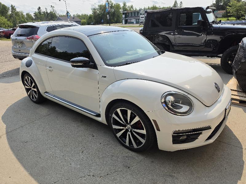 Volkswagen Beetle 2.0T Turbo 2013