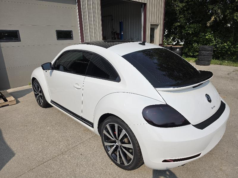 Volkswagen Beetle 2.0T Turbo 2013