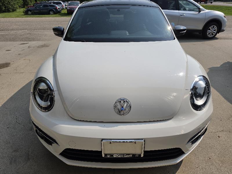 Volkswagen Beetle 2.0T Turbo 2013