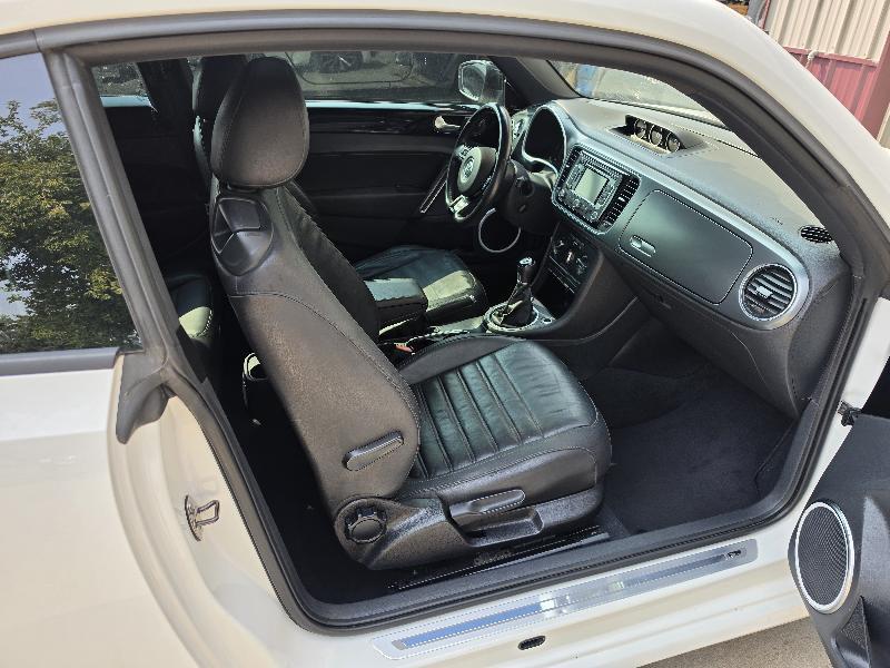 Volkswagen Beetle 2.0T Turbo 2013