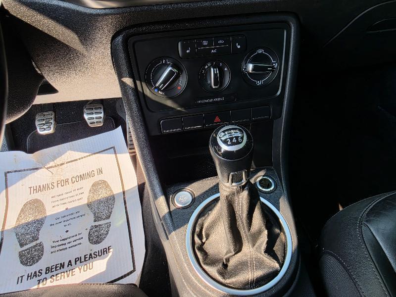 Volkswagen Beetle 2.0T Turbo 2013