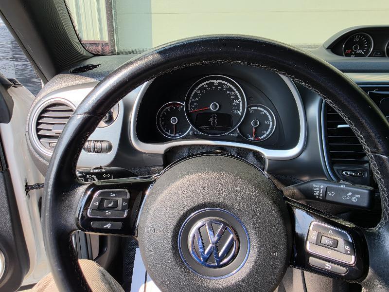 Volkswagen Beetle 2.0T Turbo 2013
