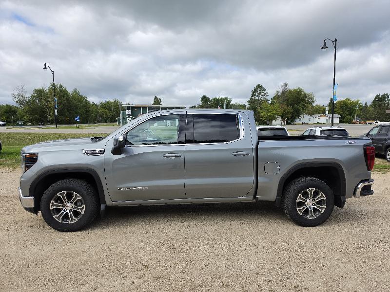 GMC Sierra 1500 Crew Cab 143.5" WB 4WD SLE2 2025