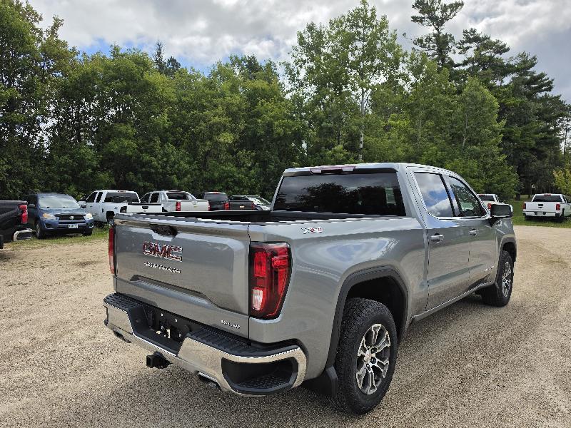 GMC Sierra 1500 Crew Cab 143.5" WB 4WD SLE2 2025