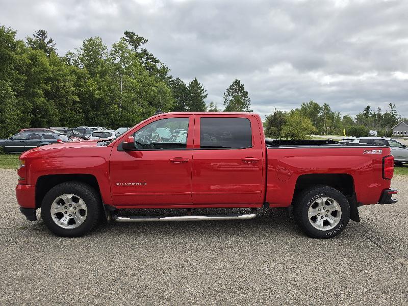 Chevrolet Silverado 1500 4WD Crew Cab 143.5" LT w/1LT 2017