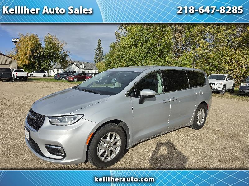 Chrysler Pacifica Touring L 2023