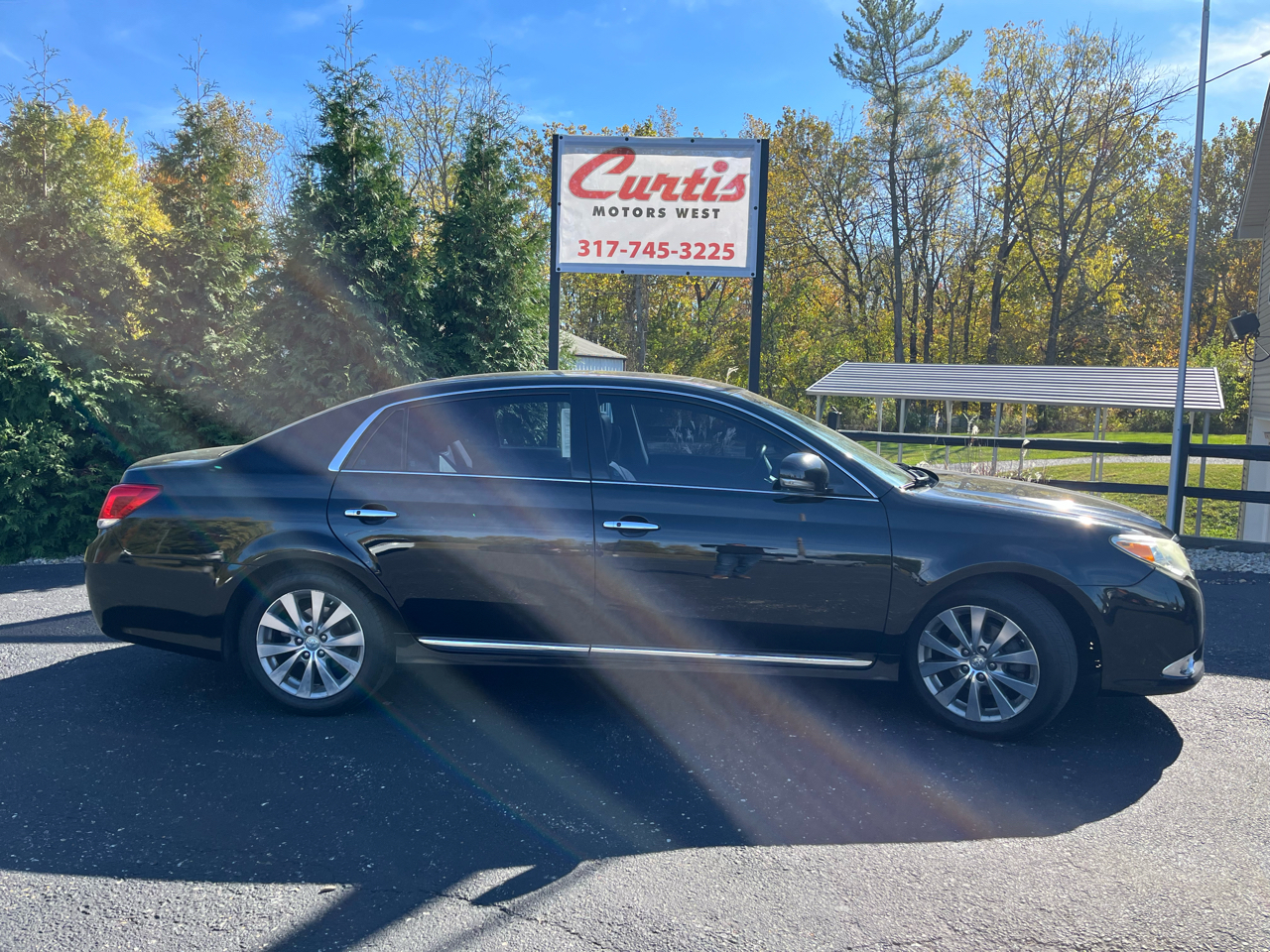 Toyota Avalon Base 2011 Toyota Avalon Base 2011
