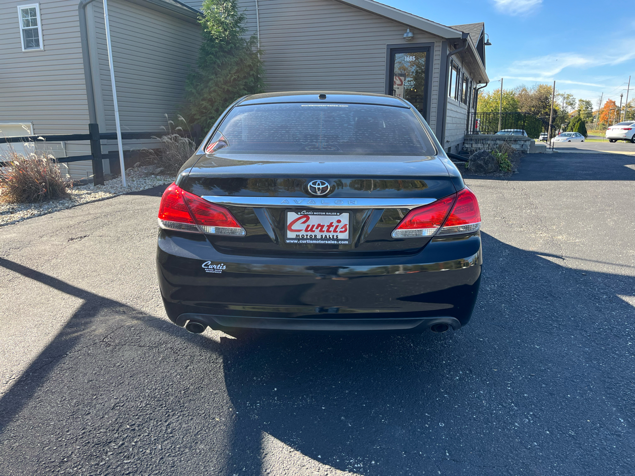 Toyota Avalon Base 2011 Toyota Avalon Base 2011