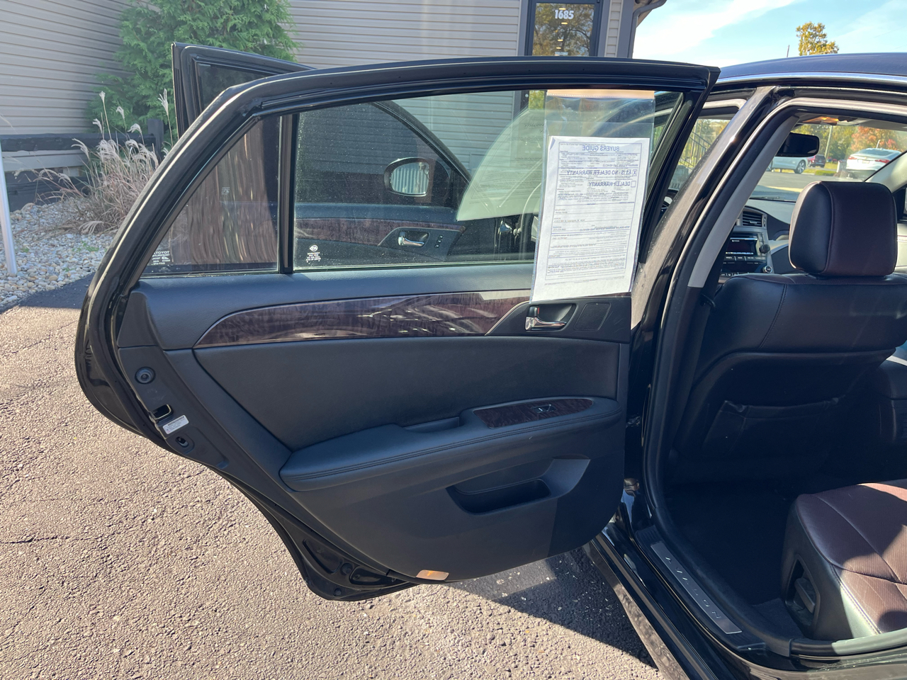 Toyota Avalon Base 2011 Toyota Avalon Base 2011