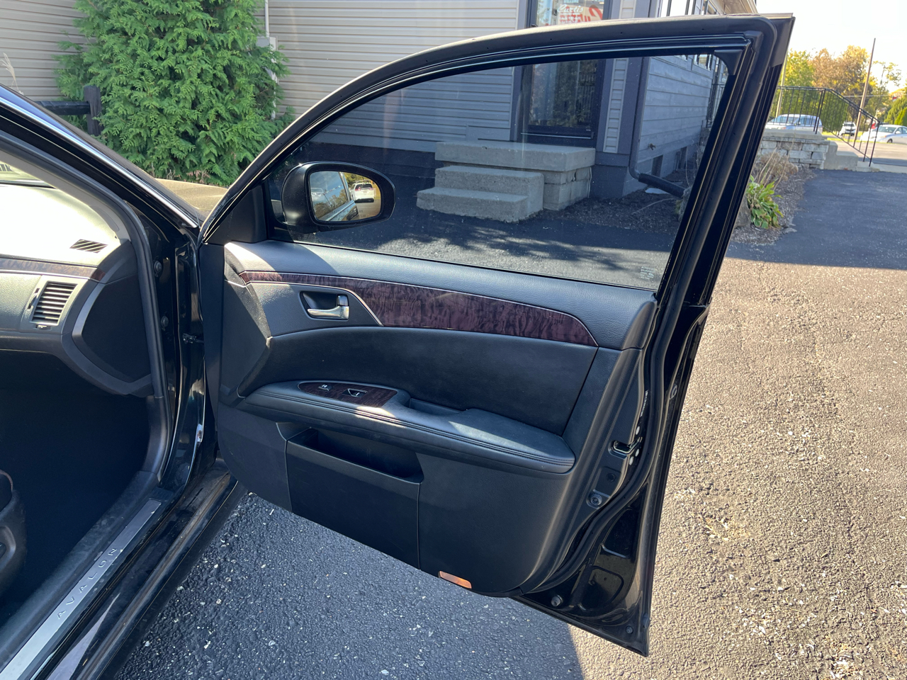 Toyota Avalon Base 2011 Toyota Avalon Base 2011