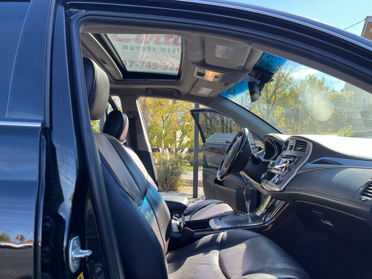 Toyota Avalon Base 2011 Toyota Avalon Base 2011