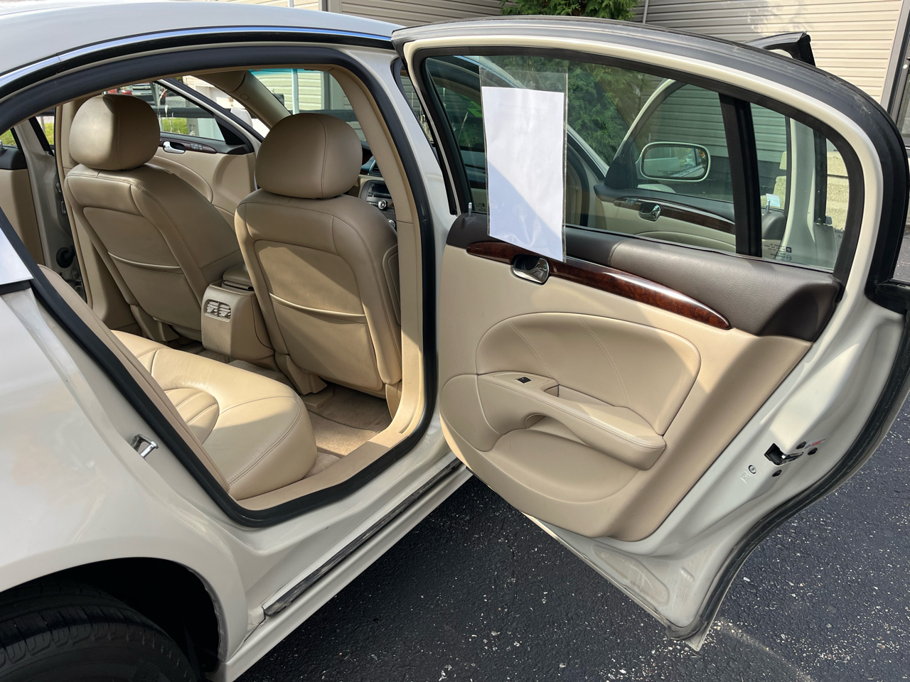 Buick Lucerne CXL 2011 Buick Lucerne CXL 2011