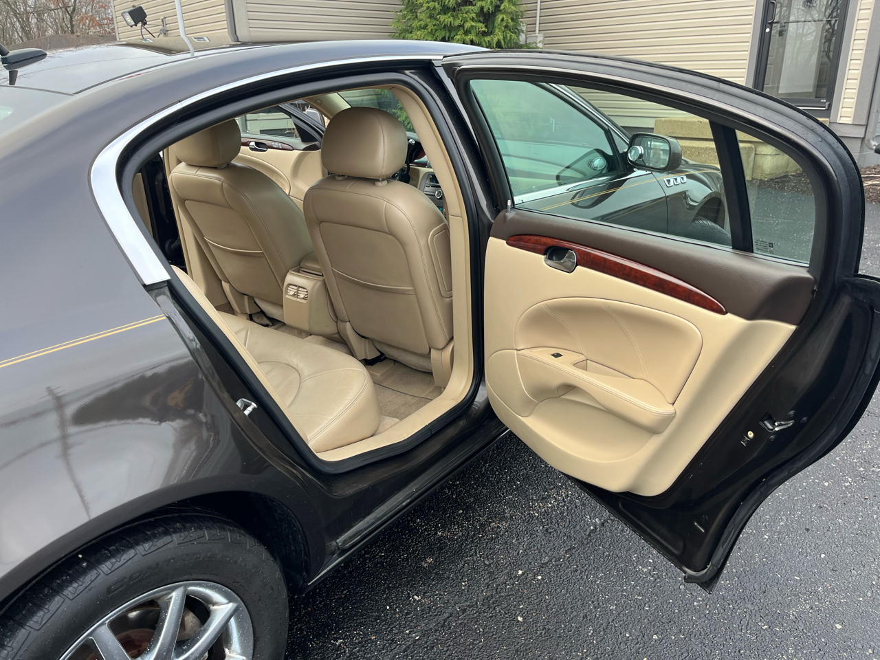 Buick Lucerne CXL V6 2007