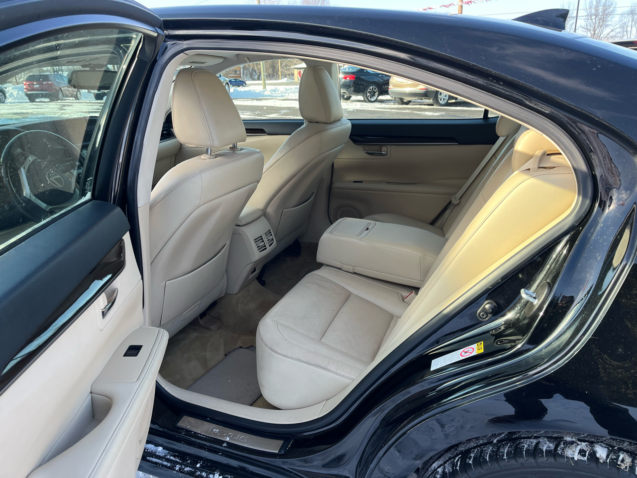 Lexus ES 350 Sedan 2015