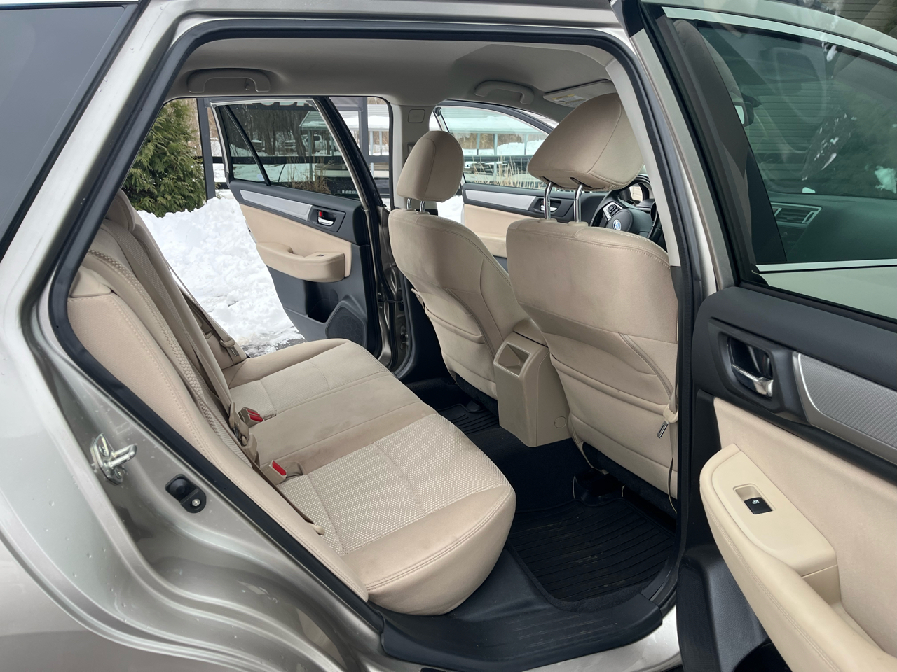 Subaru Outback 2.5i Premium 2016