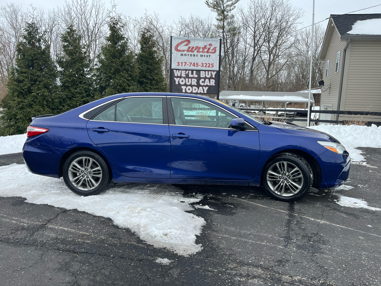 Toyota Camry SE 2015