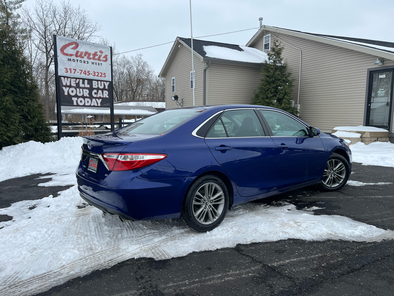 Toyota Camry SE 2015