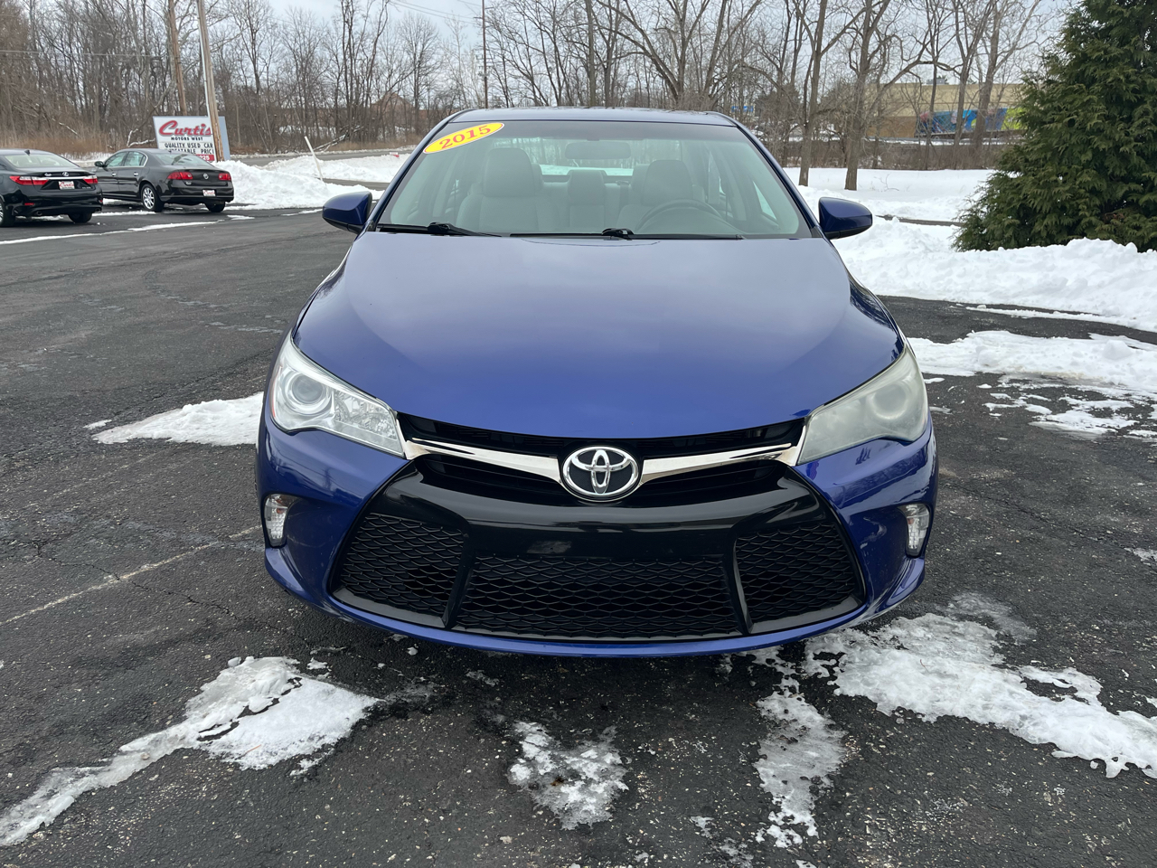 Toyota Camry SE 2015