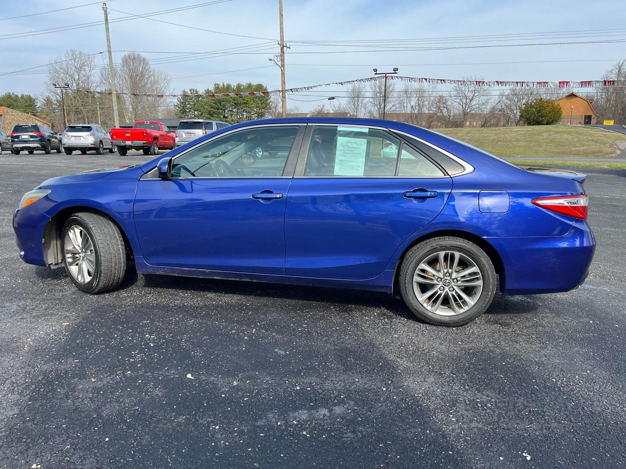 Toyota Camry SE 2015