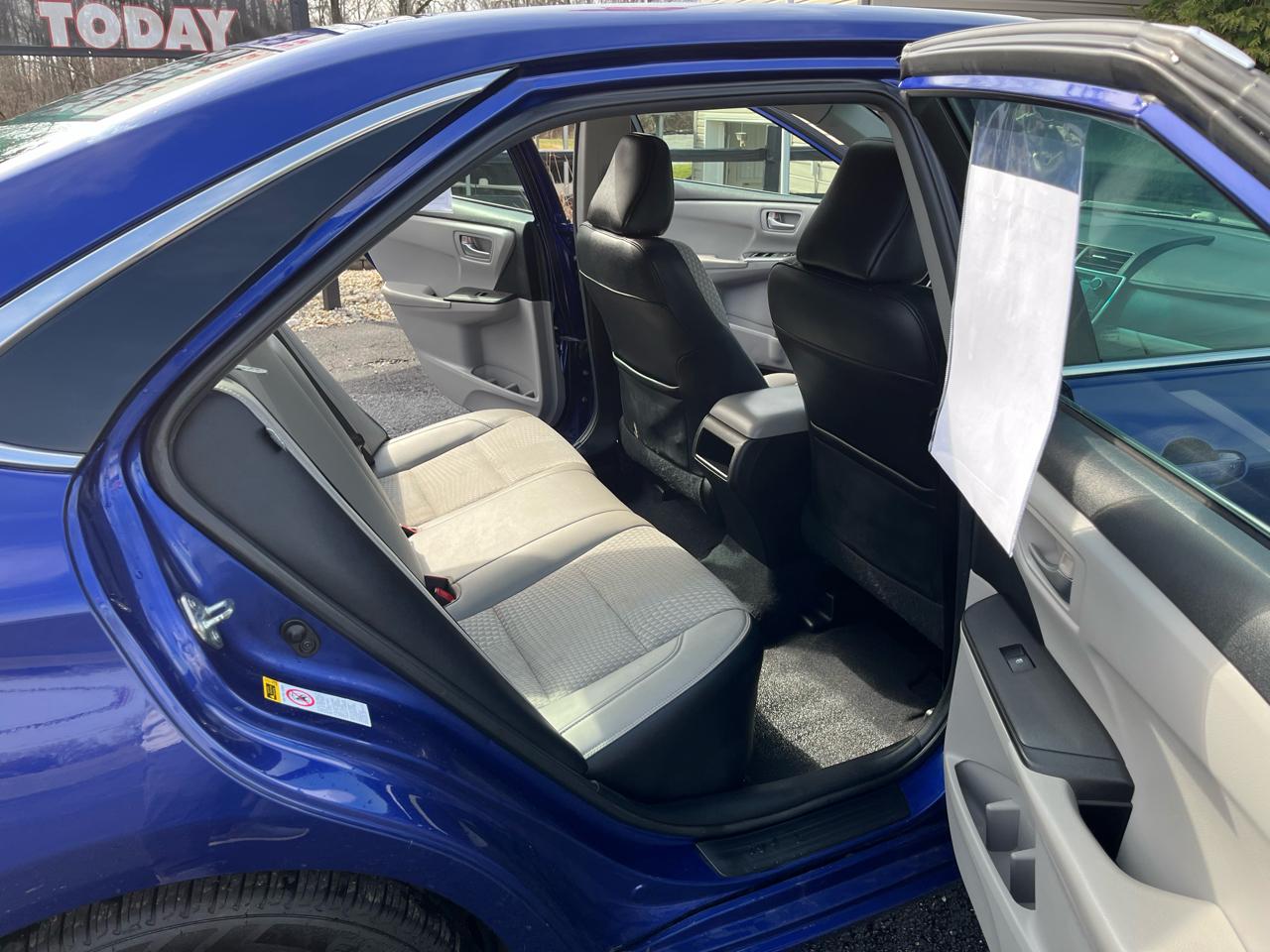 Toyota Camry SE 2015