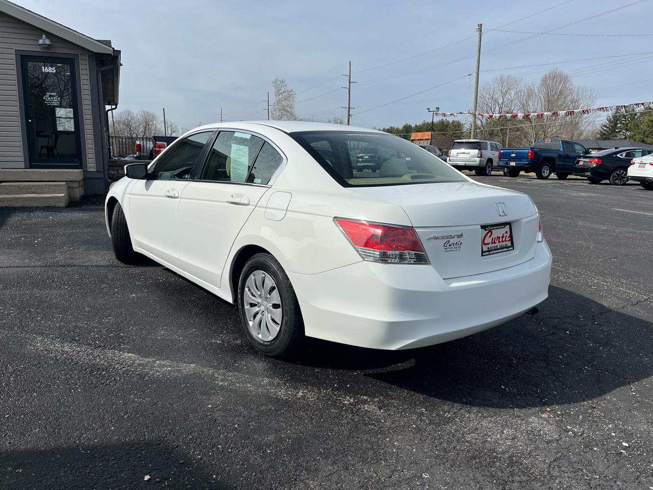 Honda Accord LX sedan AT 2009