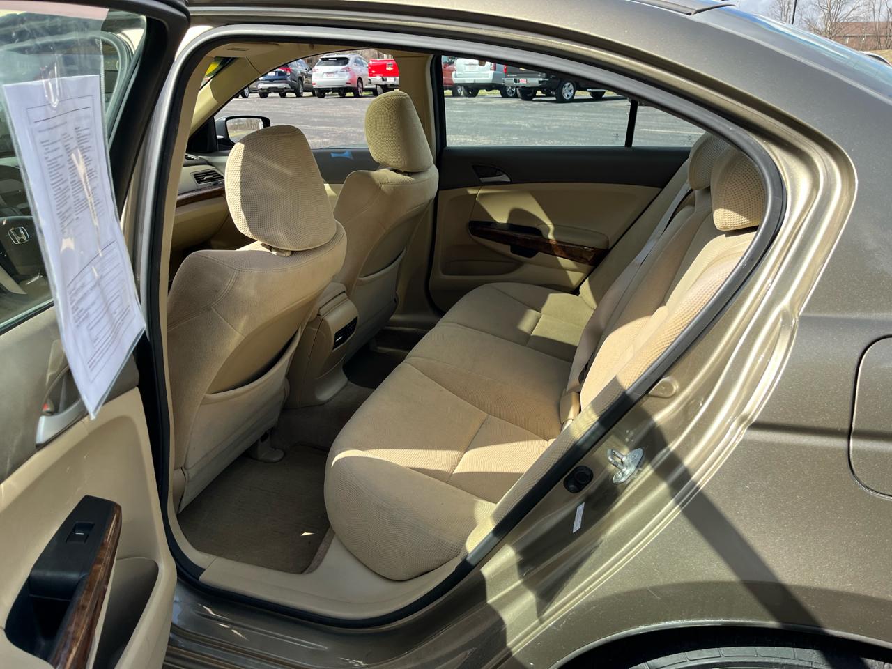 Honda Accord EX Sedan AT 2010