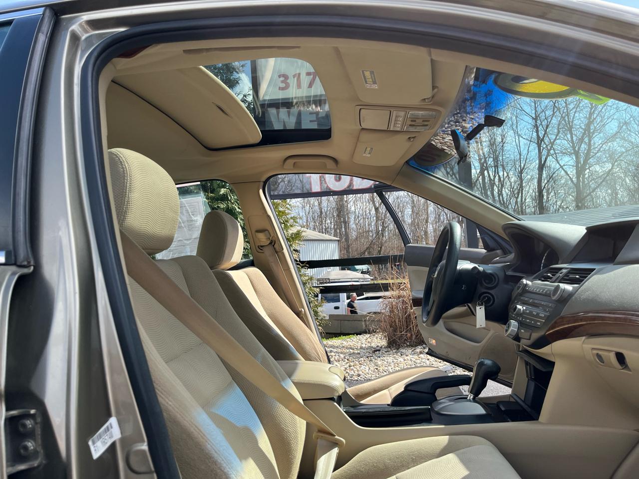 Honda Accord EX Sedan AT 2010