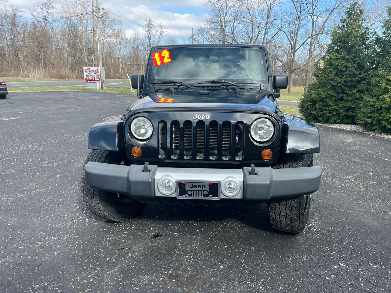 Jeep Wrangler Sahara 4WD 2012