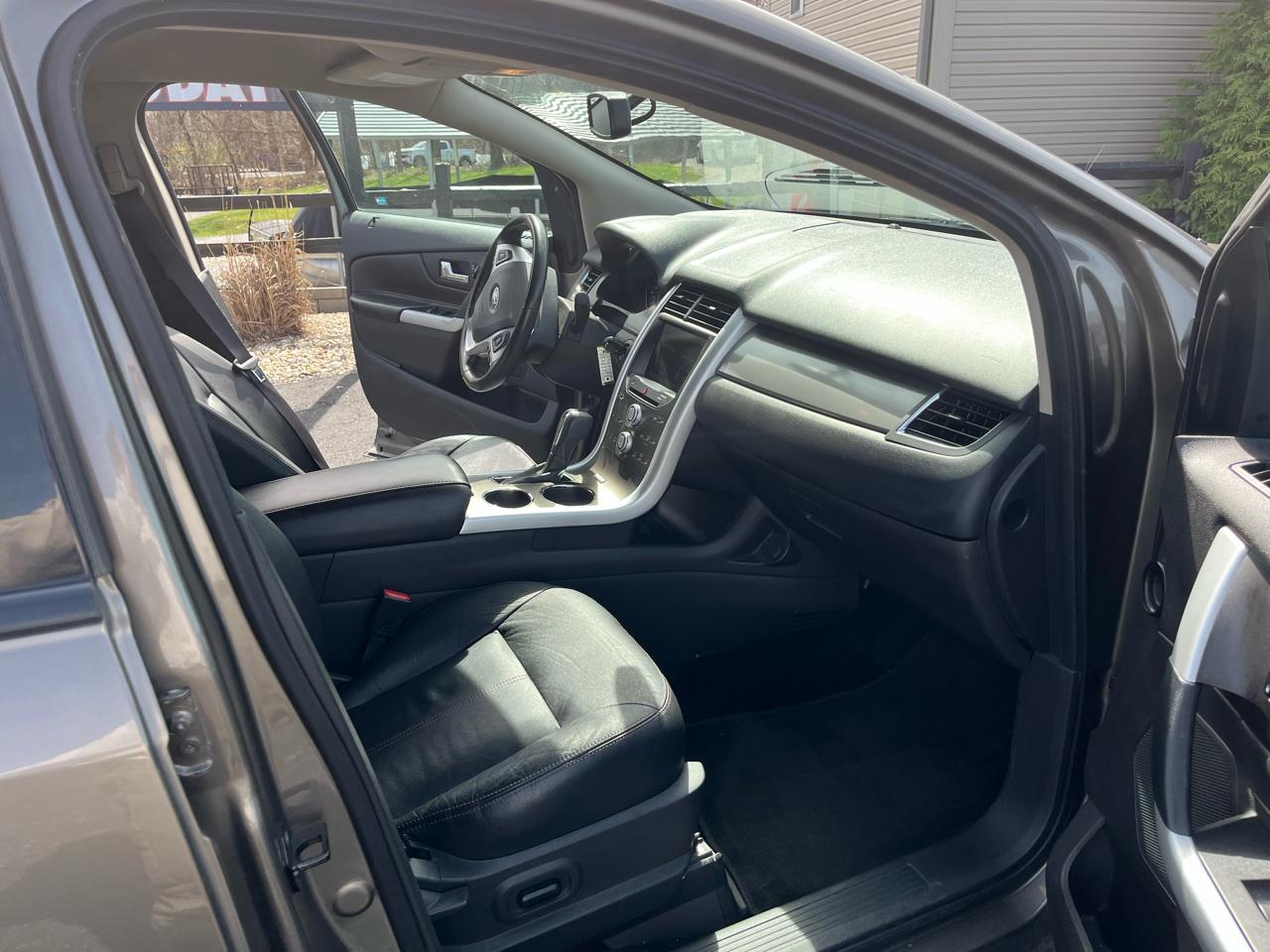 Ford Edge SEL FWD 2013