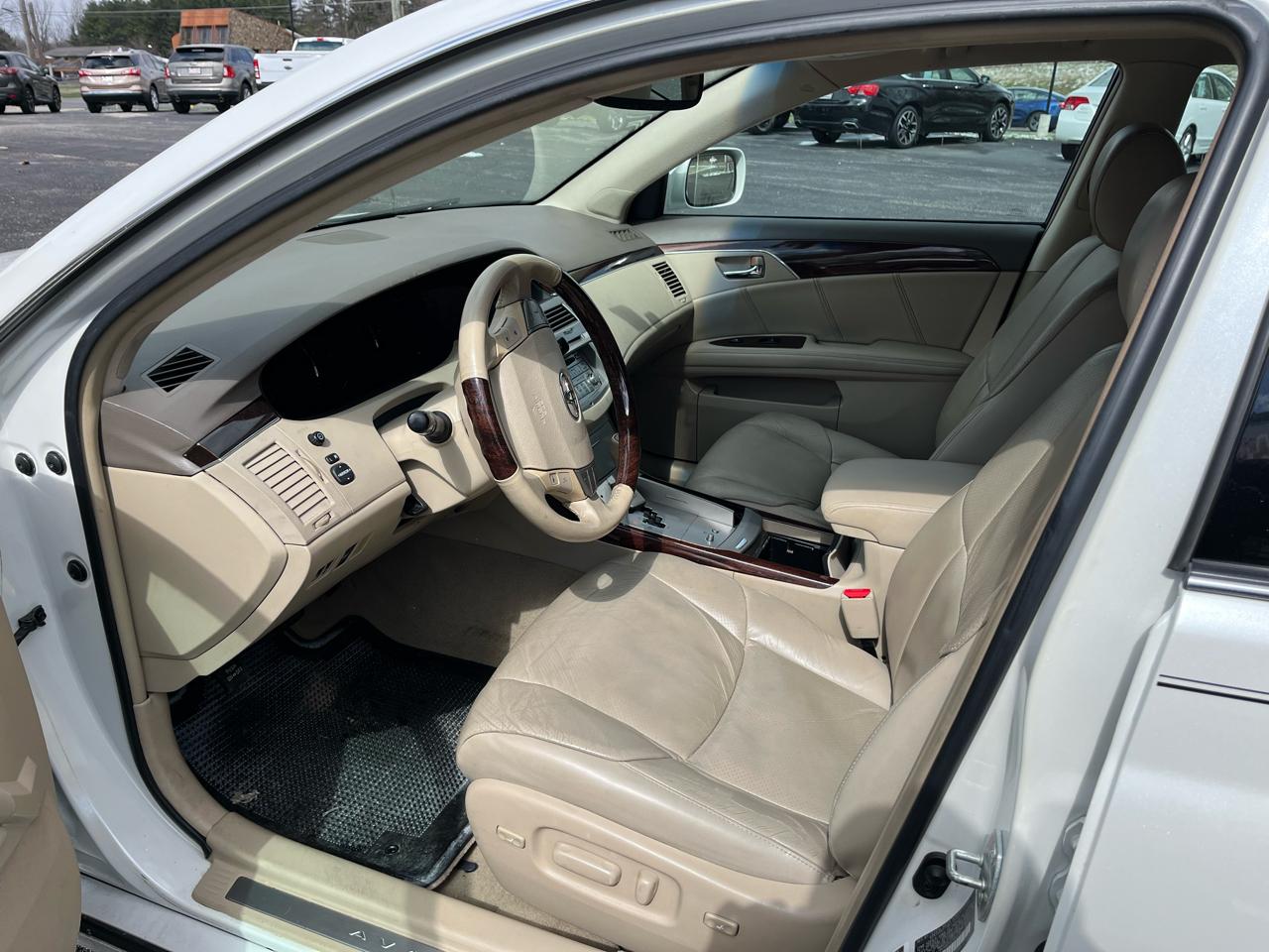 Toyota Avalon XLS 2008