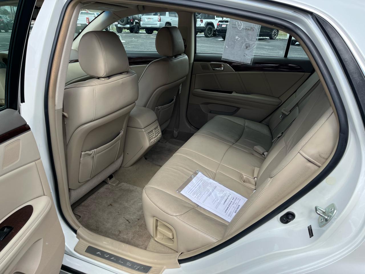 Toyota Avalon XLS 2008