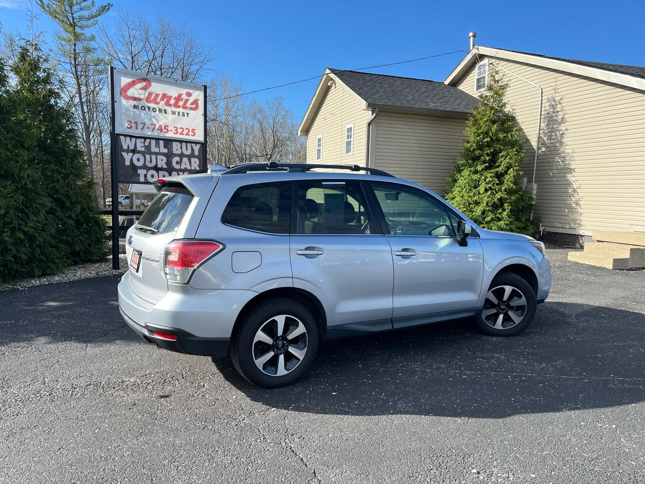 Subaru Forester 2.5i Limited 2017